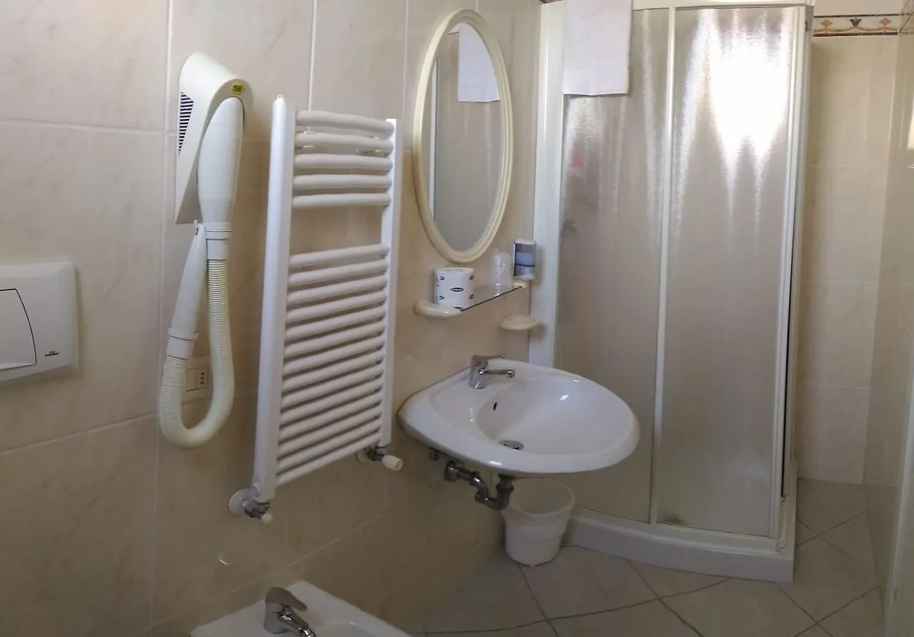 Hotel Prestige Rimini 3*,  Italien